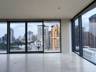 出售 2 卧室 公寓 在 Pathum Wan, 曼谷