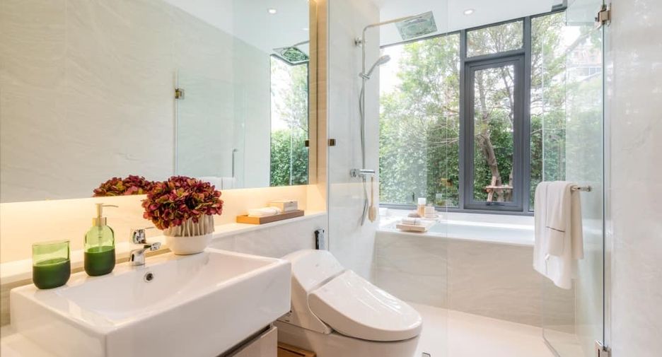 For sale 2 bedrooms condo in Ratchathewi, Bangkok