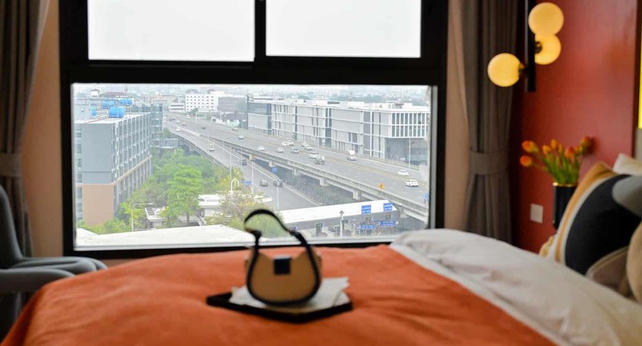 For sale 1 bed condo in Watthana, Bangkok