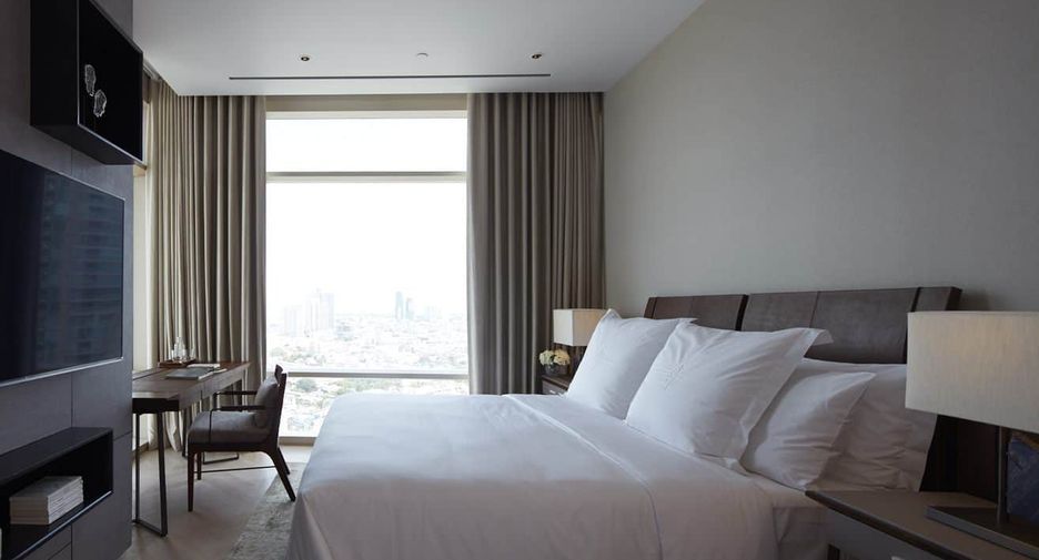 For sale 3 bedrooms condo in Bang Kho Laem, Bangkok