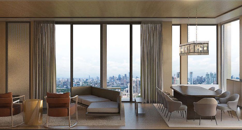 For sale 4 bedrooms condo in Sathon, Bangkok