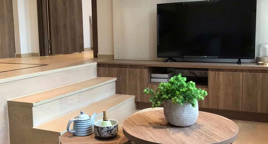 For sale 2 bedrooms condo in Watthana, Bangkok