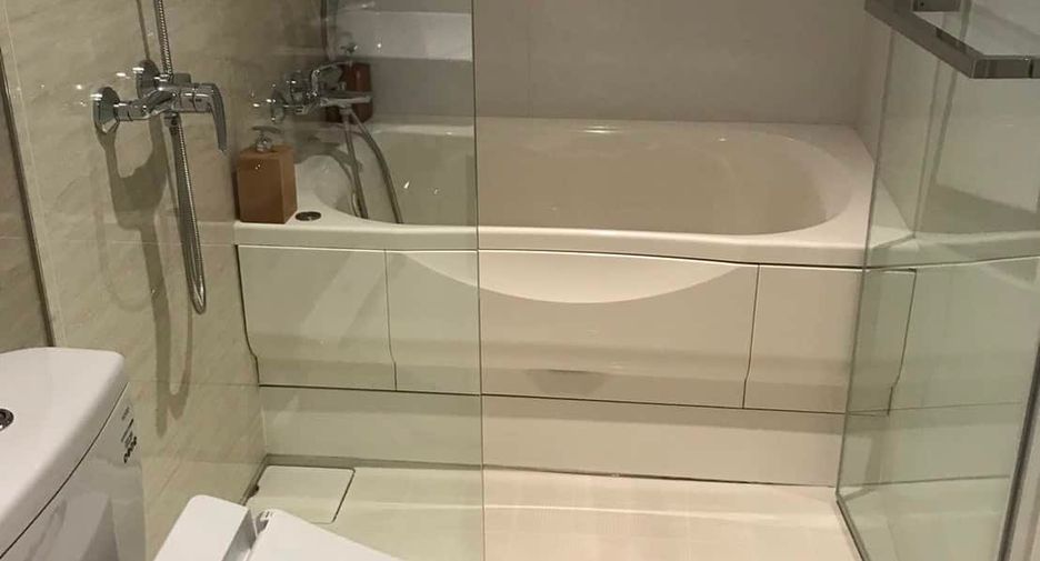 For sale 2 bedrooms condo in Watthana, Bangkok