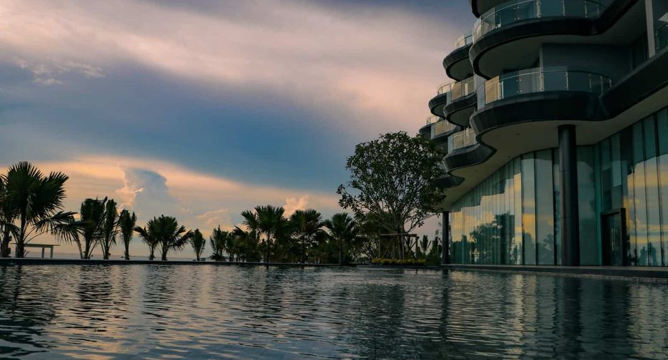 Продажа 4 спальни кондо в Mueang Chon Buri, Чонбури