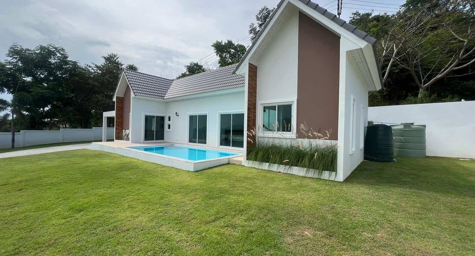 For sale 3 bedrooms house in Hua Hin, Prachuap Khiri Khan