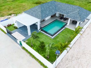 For sale 3 bedrooms house in Hua Hin, Prachuap Khiri Khan