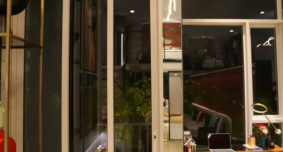 For sale 1 bed condo in Khlong Toei, Bangkok