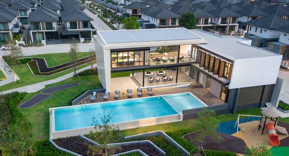 For sale 4 ベッドルーム house in Bang Lamung, Chonburi