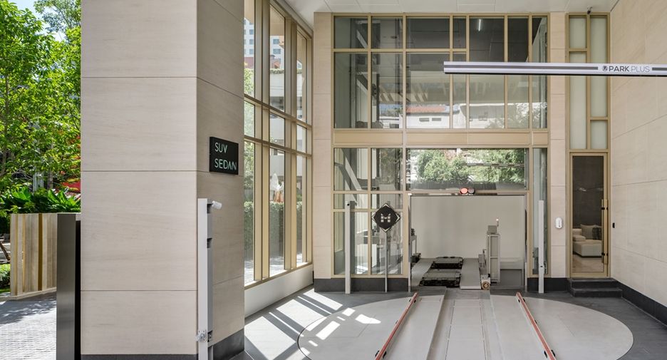 For sale 2 bedrooms condo in Khlong Toei, Bangkok