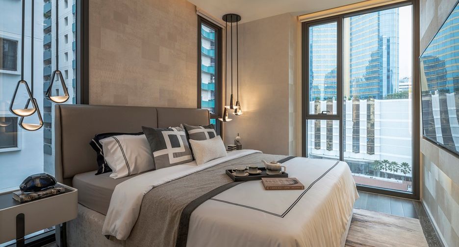 For sale 2 bedrooms condo in Khlong Toei, Bangkok