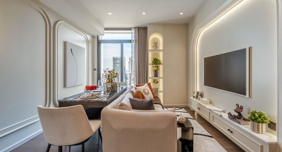 For sale 2 bedrooms condo in Khlong Toei, Bangkok
