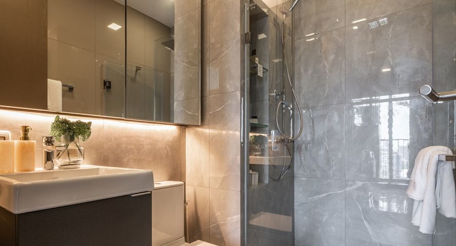 For sale 2 bedrooms condo in Chatuchak, Bangkok