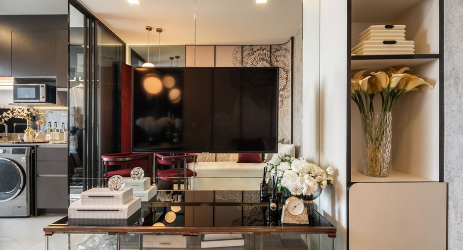 For sale 2 bedrooms condo in Chatuchak, Bangkok