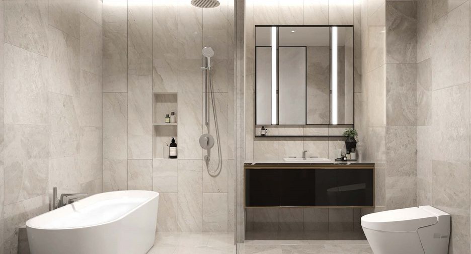 For sale 2 bedrooms condo in Khlong Toei, Bangkok