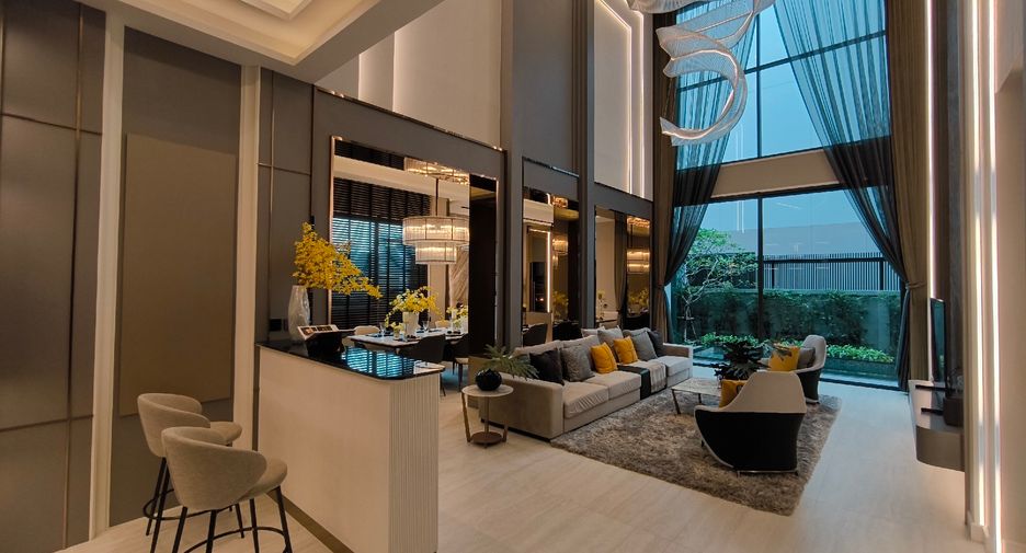 For sale 5 bedrooms house in Bueng Kum, Bangkok