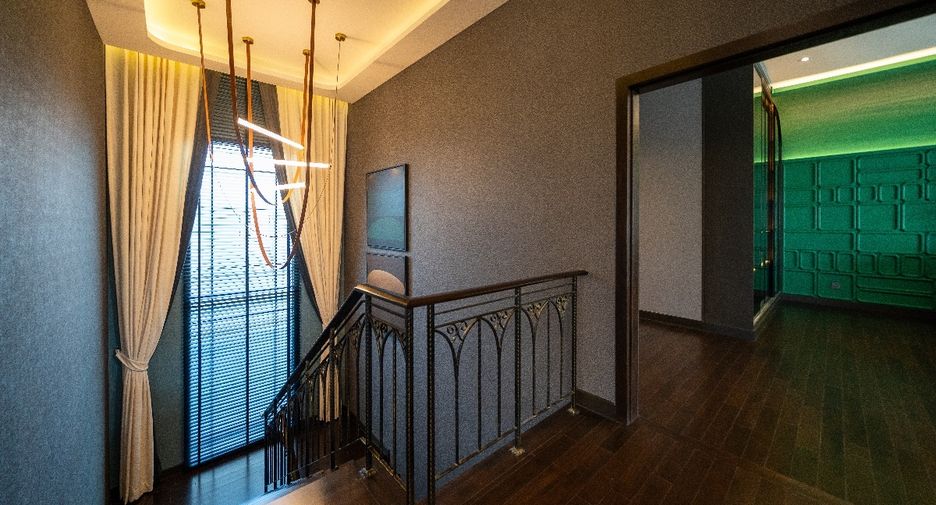 À vendre 4 chambres maison à Lat Krabang, Bangkok