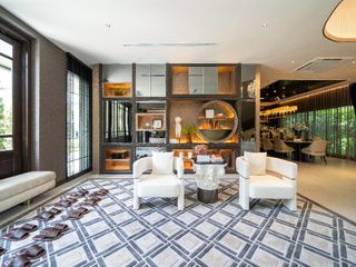 For sale 5 bedrooms house in Lat Krabang, Bangkok