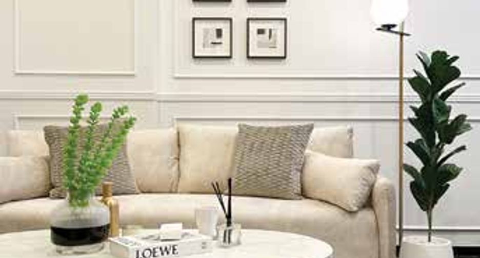 For sale 3 bedrooms condo in Yan Nawa, Bangkok