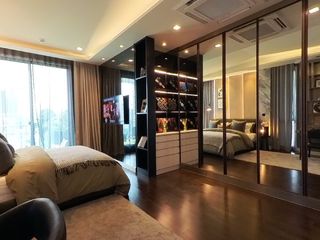 For sale 4 bedrooms house in Suan Luang, Bangkok