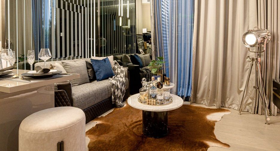 For sale 2 bedrooms condo in Ratchathewi, Bangkok