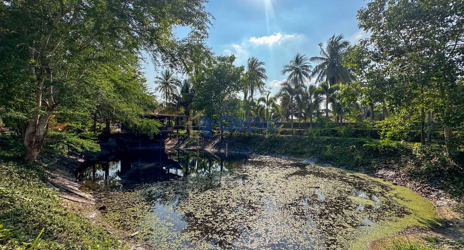Casa en venta de 4 habitaciones en Bang Lamung, Chonburi