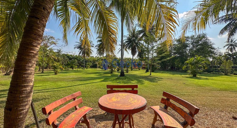 Casa en venta de 4 habitaciones en Bang Lamung, Chonburi
