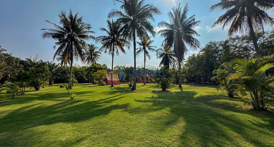 Casa en venta de 4 habitaciones en Bang Lamung, Chonburi