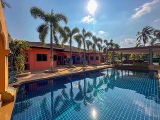 Casa en venta de 4 habitaciones en Bang Lamung, Chonburi