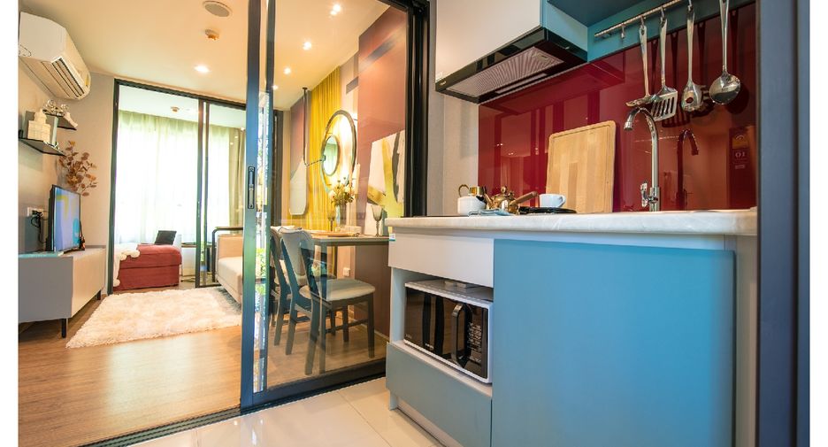 For sale 2 bedrooms condo in Huai Khwang, Bangkok