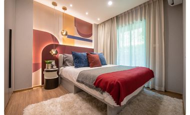À vendre 2 chambres condo à Huai Khwang, Bangkok