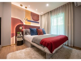 For sale 2 bedrooms condo in Huai Khwang, Bangkok