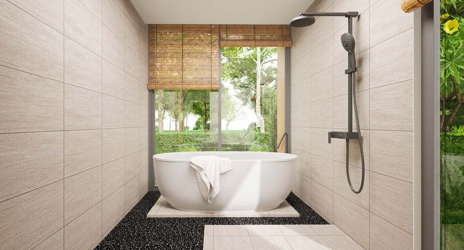 For sale 4 bedrooms house in Sattahip, Chonburi