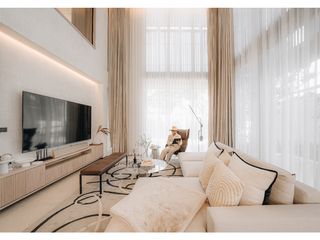 For sale 5 bedrooms house in Phaya Thai, Bangkok