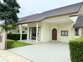 出售 3 卧室 独立屋 在 Cha-Am, Phetchaburi