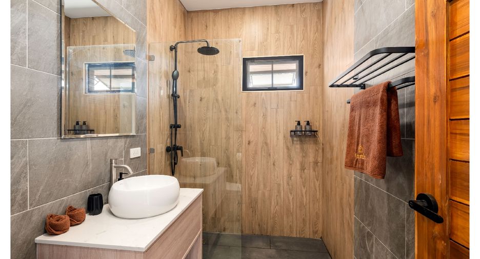 For sale 3 bedrooms house in Ko Samui, Surat Thani