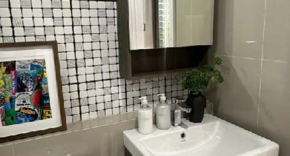 For sale 1 bed condo in Bang Na, Bangkok