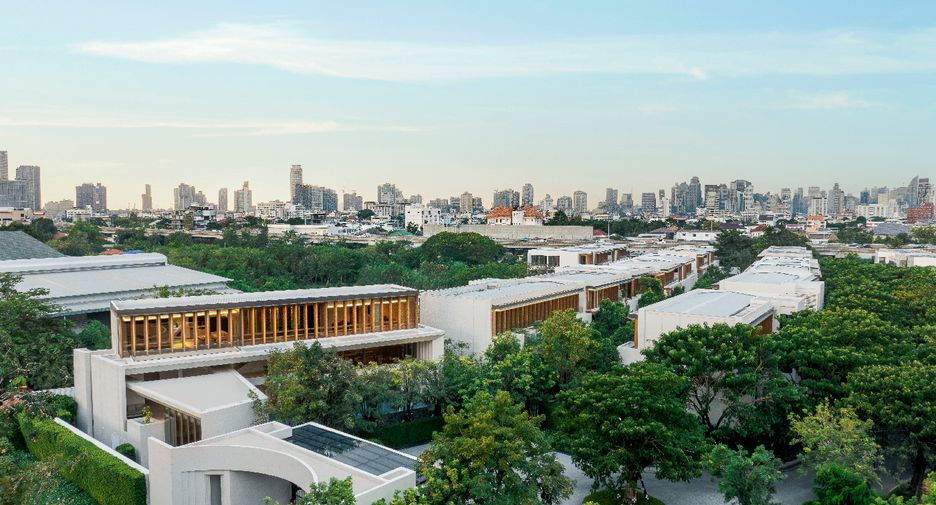 For sale 4 ベッドルーム house in Suan Luang, Bangkok