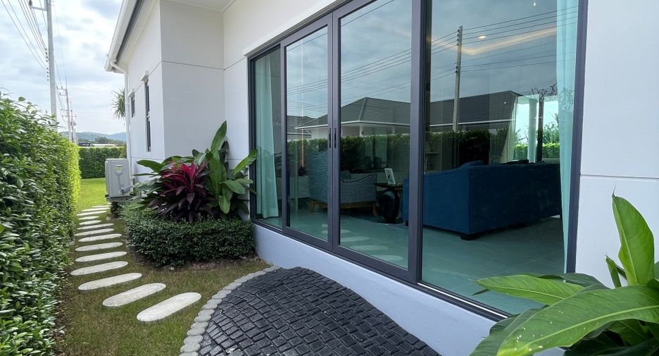 For sale 3 bedrooms house in Hua Hin, Prachuap Khiri Khan