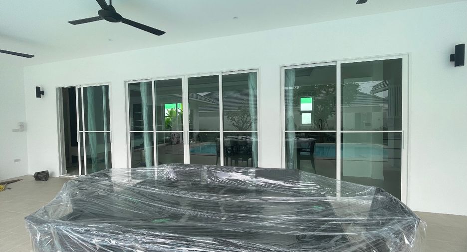 For sale 3 bedrooms house in Hua Hin, Prachuap Khiri Khan