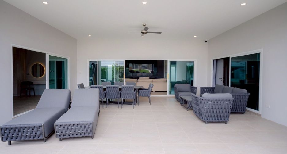 For sale 5 bedrooms house in Hua Hin, Prachuap Khiri Khan