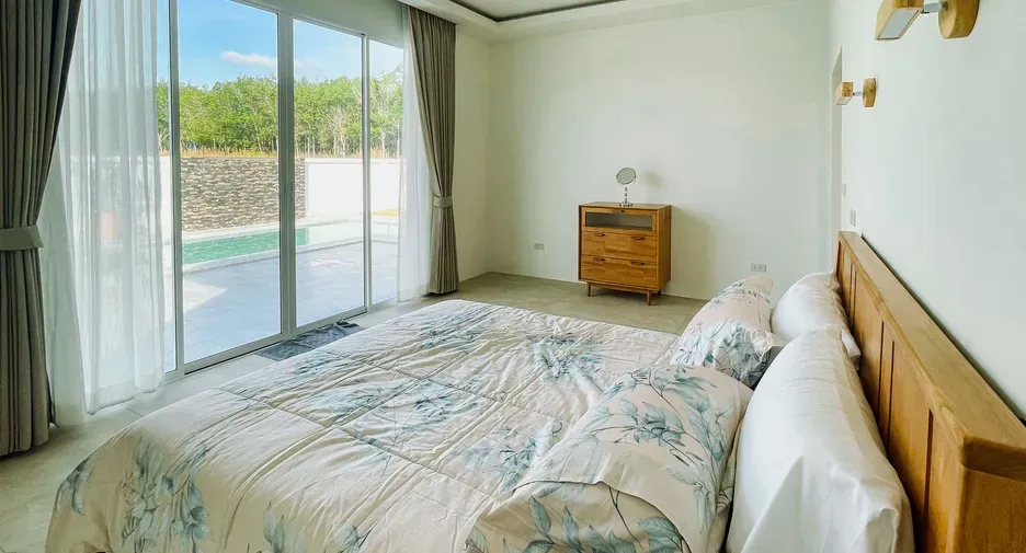 Casa en venta de 4 habitaciones en Pran Buri, Prachuap Khiri Khan