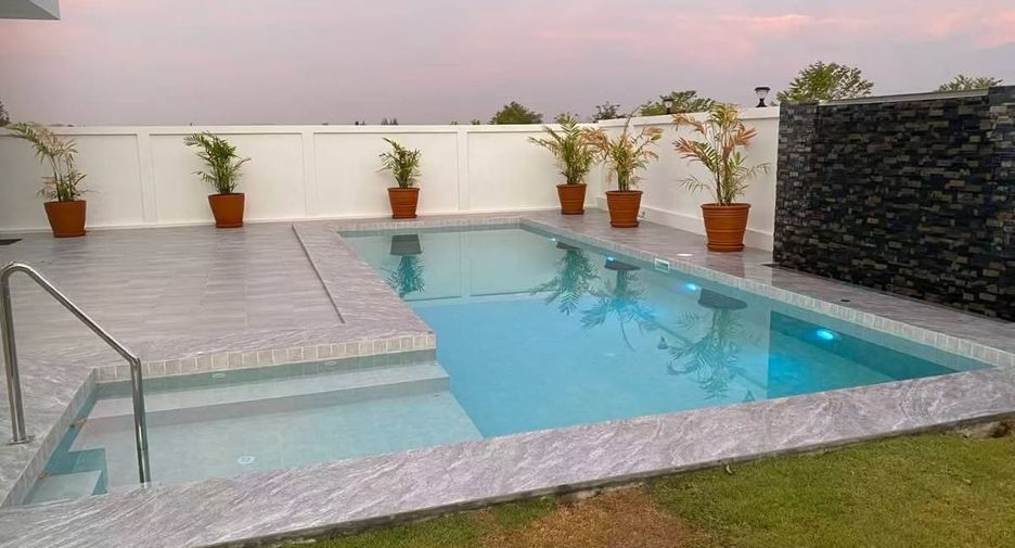Casa en venta de 4 habitaciones en Pran Buri, Prachuap Khiri Khan