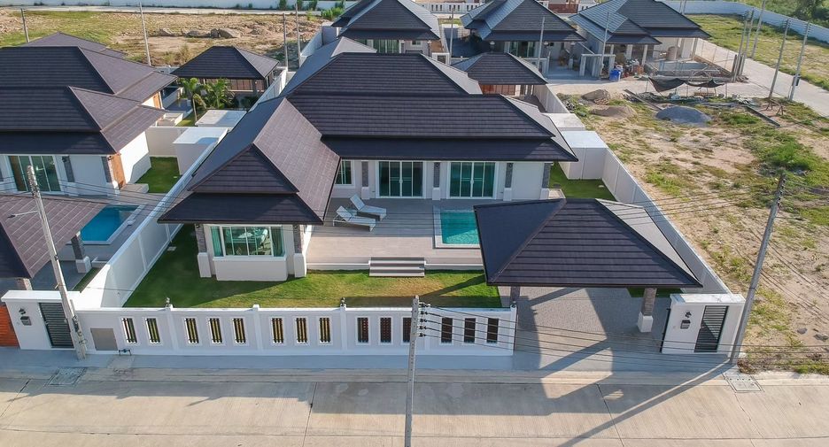 À vendre 3 chambres maison à Hua Hin, Prachuap Khiri Khan