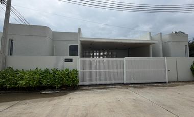 For sale 3 bedrooms house in Pran Buri, Prachuap Khiri Khan
