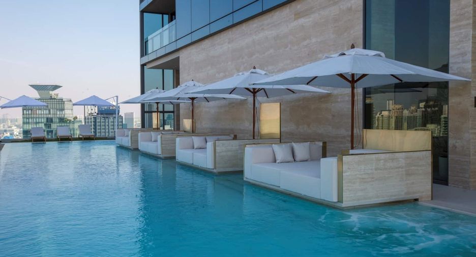For sale 2 bedrooms condo in Khlong Toei, Bangkok