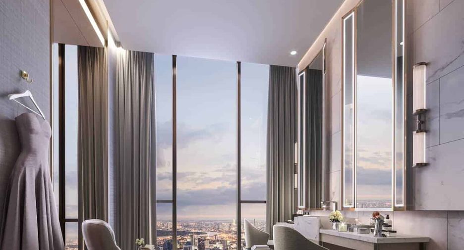 For sale 3 bedrooms condo in Khlong Toei, Bangkok