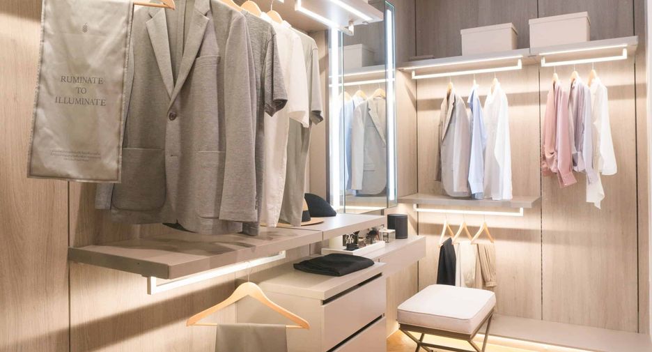 For sale 6 bedrooms condo in Khlong Toei, Bangkok