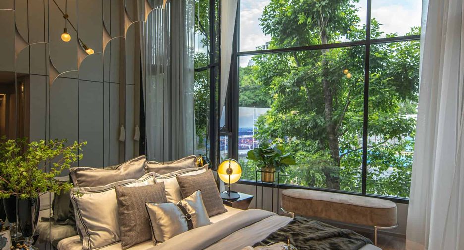 For sale 1 bed condo in Khlong Toei, Bangkok