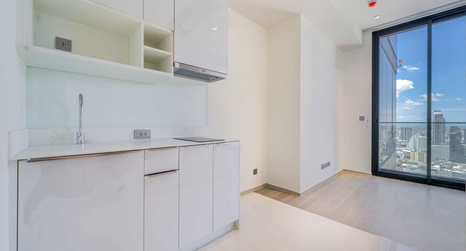 For sale 1 Beds condo in Bang Rak, Bangkok