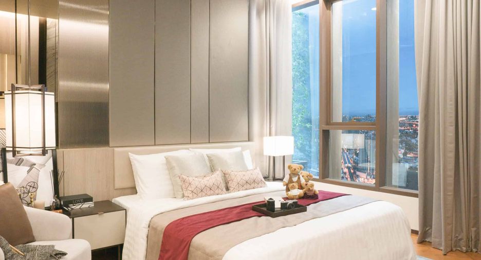 For sale 1 bed condo in Khlong Toei, Bangkok